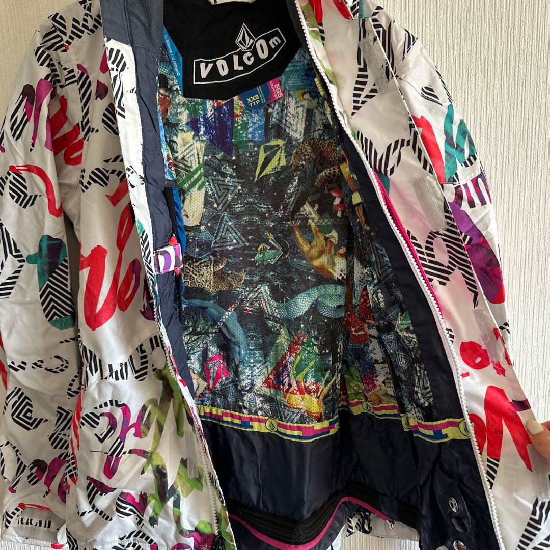 Volcom ウェア 正規品