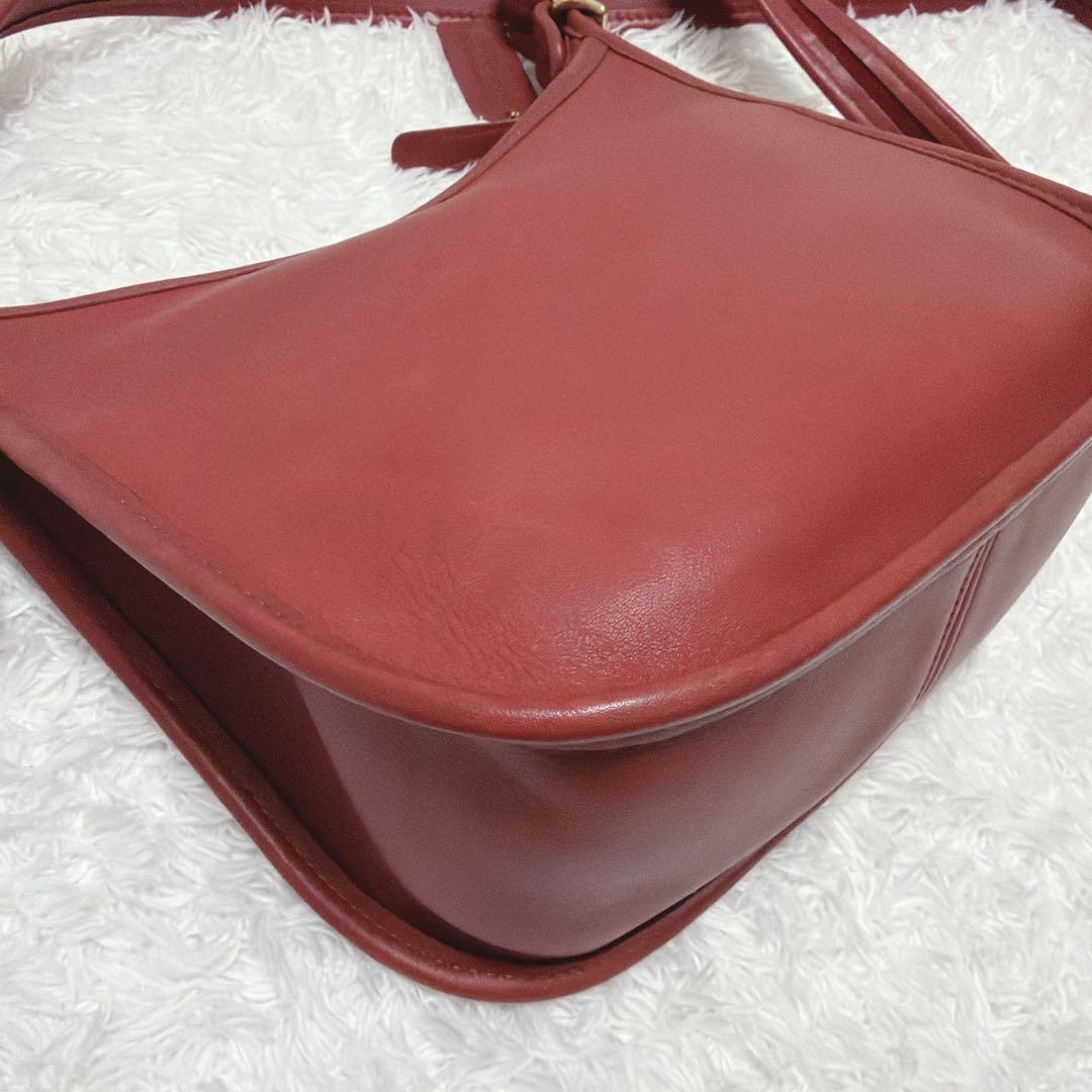 【美品】オールドコーチ 赤 ショルダーバッグ