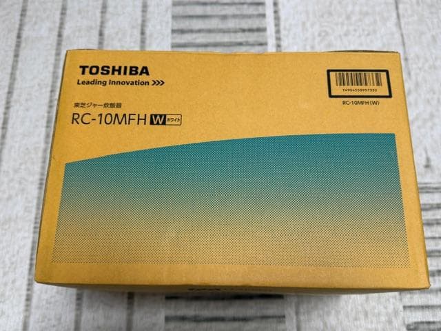 東芝 炊飯器 5.5合 マイコン式 RC-10MFH-W