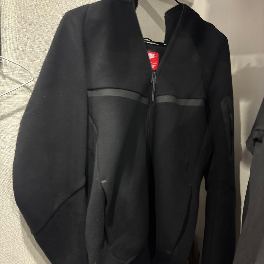 NIKE黒テック S