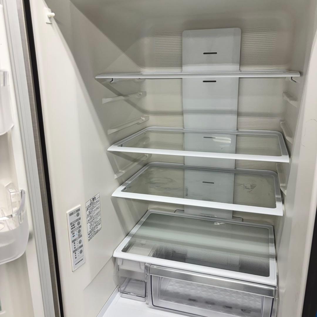 517日立 大型冷蔵庫 300L強 自動製氷 1〜4人暮らし用 左開き　シルバー