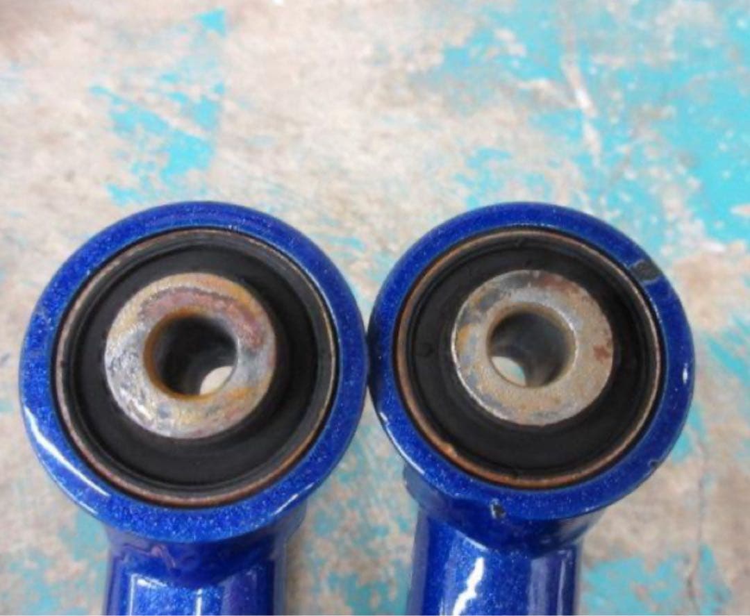 メーガンレーシング フロントアッパーアーム　クラウン