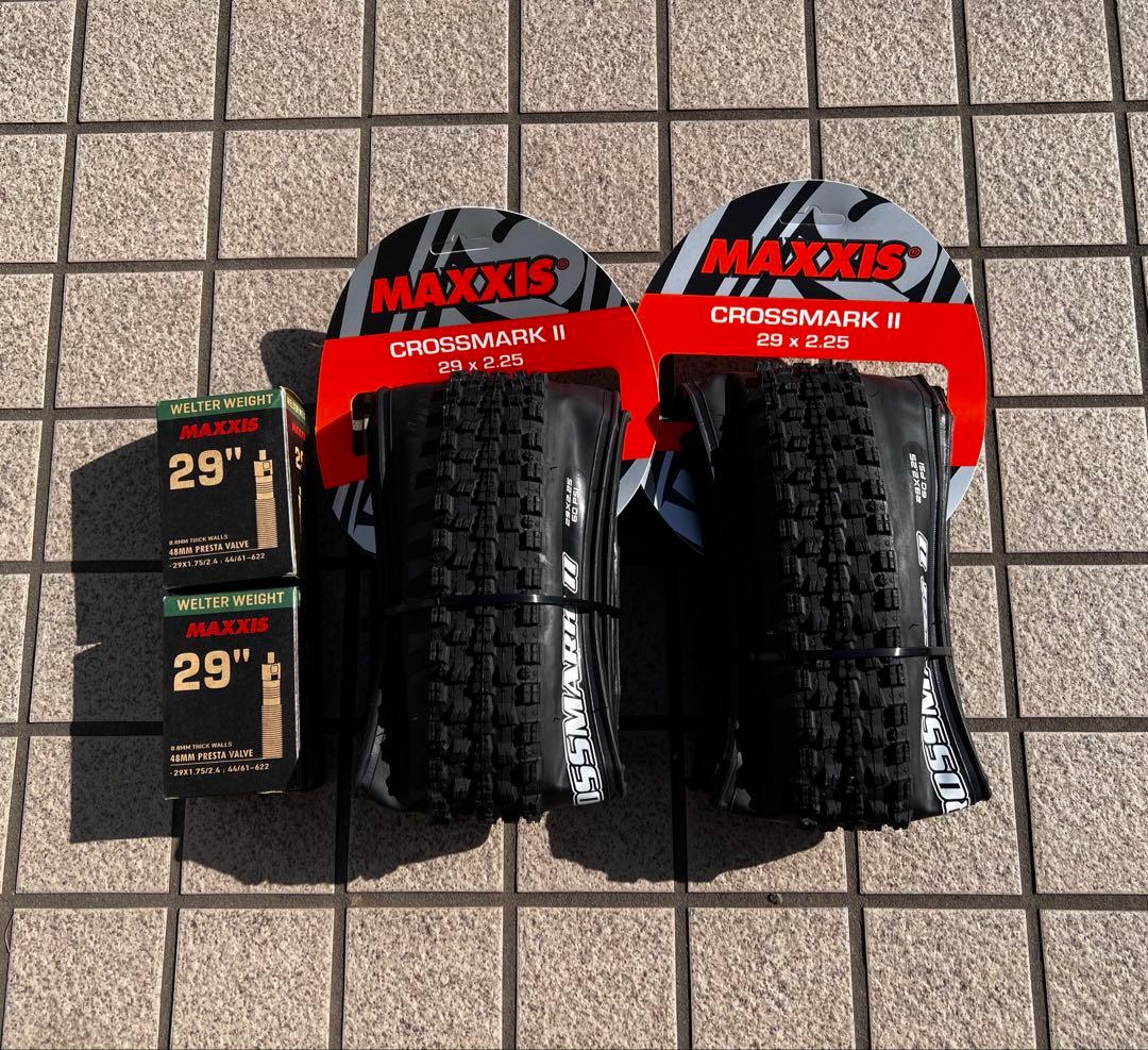 MAXXIS CROSSMARK II 29*2.25チューブ付きセット