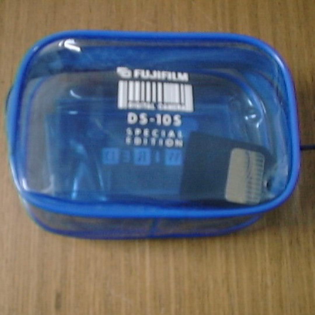 デジタルカメラ FUJIFILM CLIP-IT DS-10S special edition