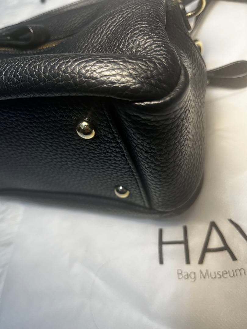 【美品】ヘイニ　ベイビーロシェ　ショルダーバッグ　本革　黒　金具金