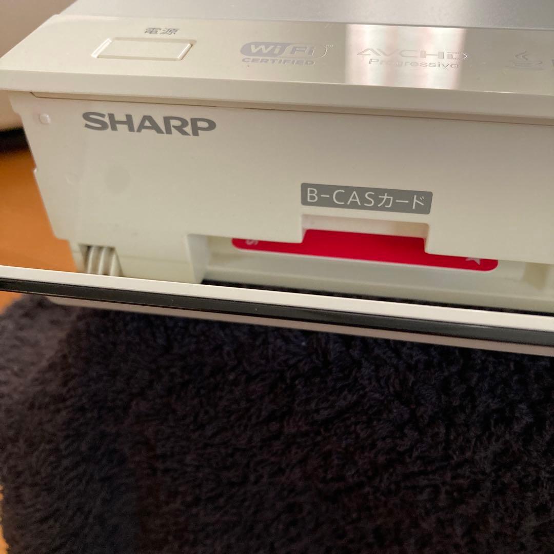 SHARP AQUOS BD-W1800W ブルーレイレコーダーホワイトカラー