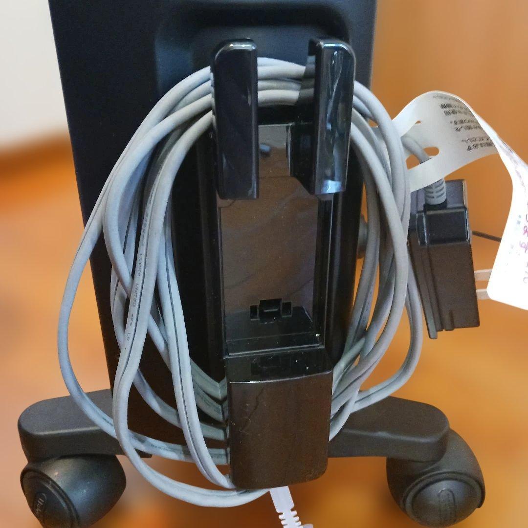 リモコン付き⭐DeLonghi オイルヒーター 縦型