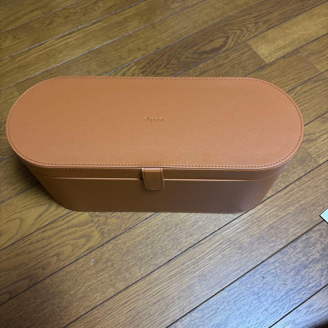 ほぼ新品美品 Dyson Airwrap ヘアスタイリングツール　ヘアスタイラー