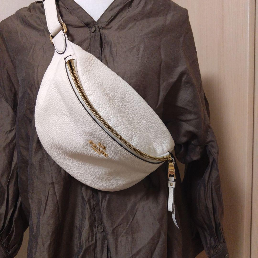COACHバッグ　ウエストポーチ