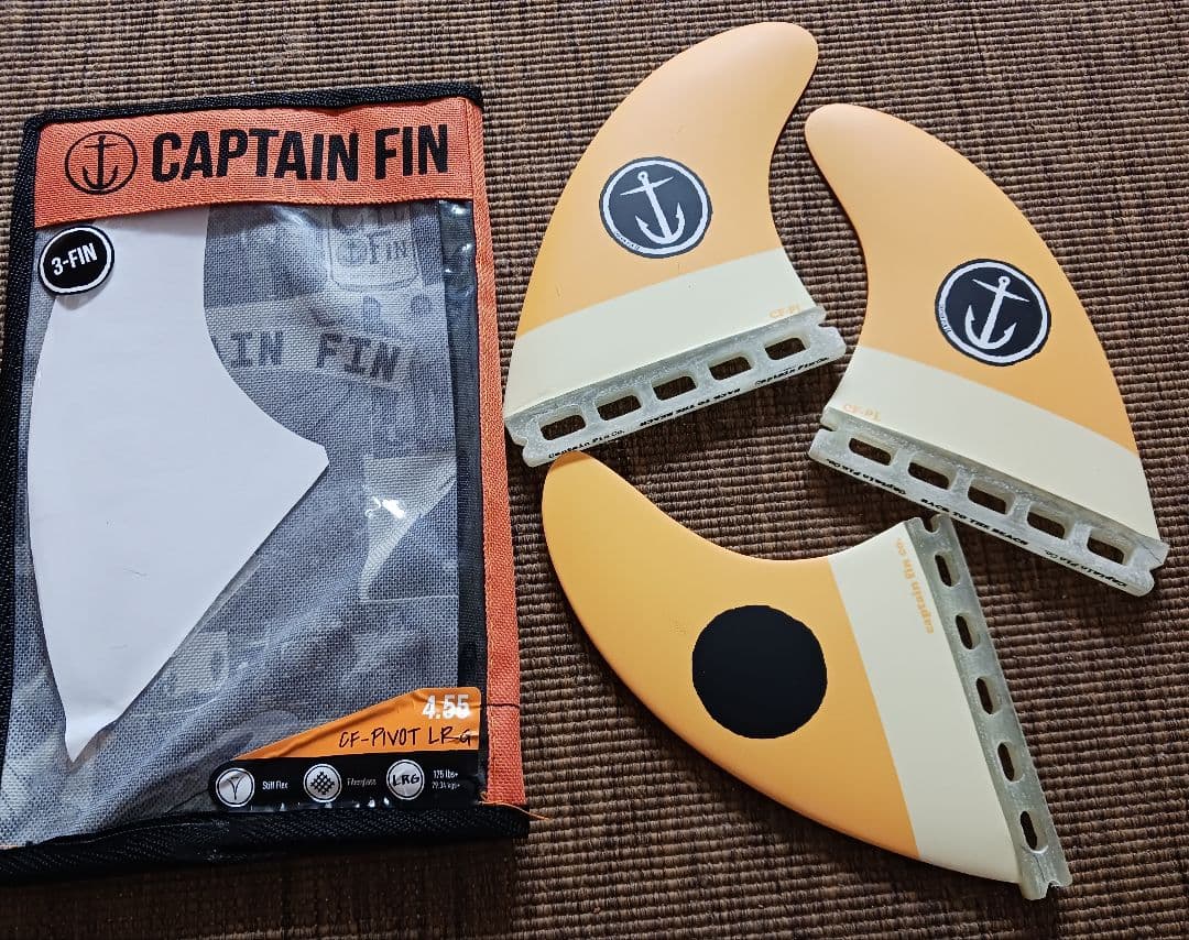 新品　フューチャー　キャプテンフィン　L