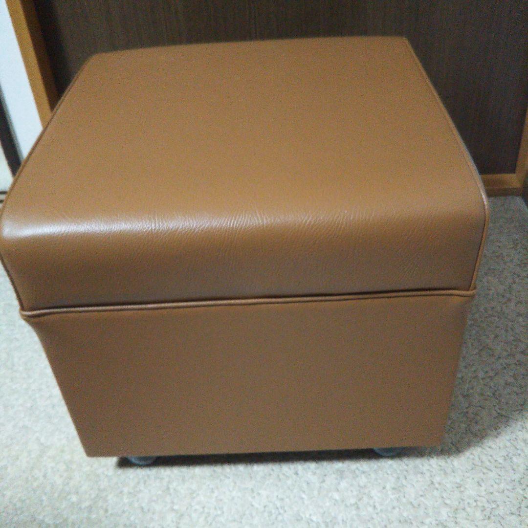 スツール