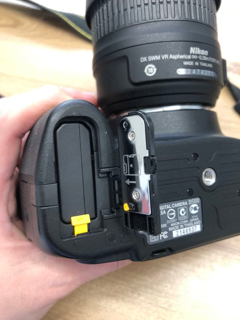 NIKON 一眼レフ D5100