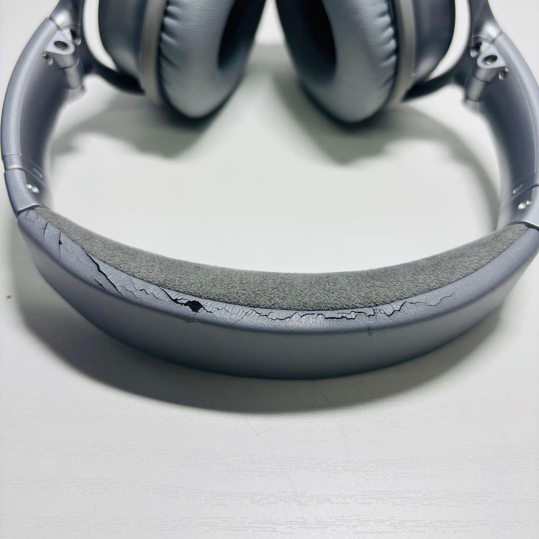 【廃盤品】BOSE Quiet Comfort 35 シルバー