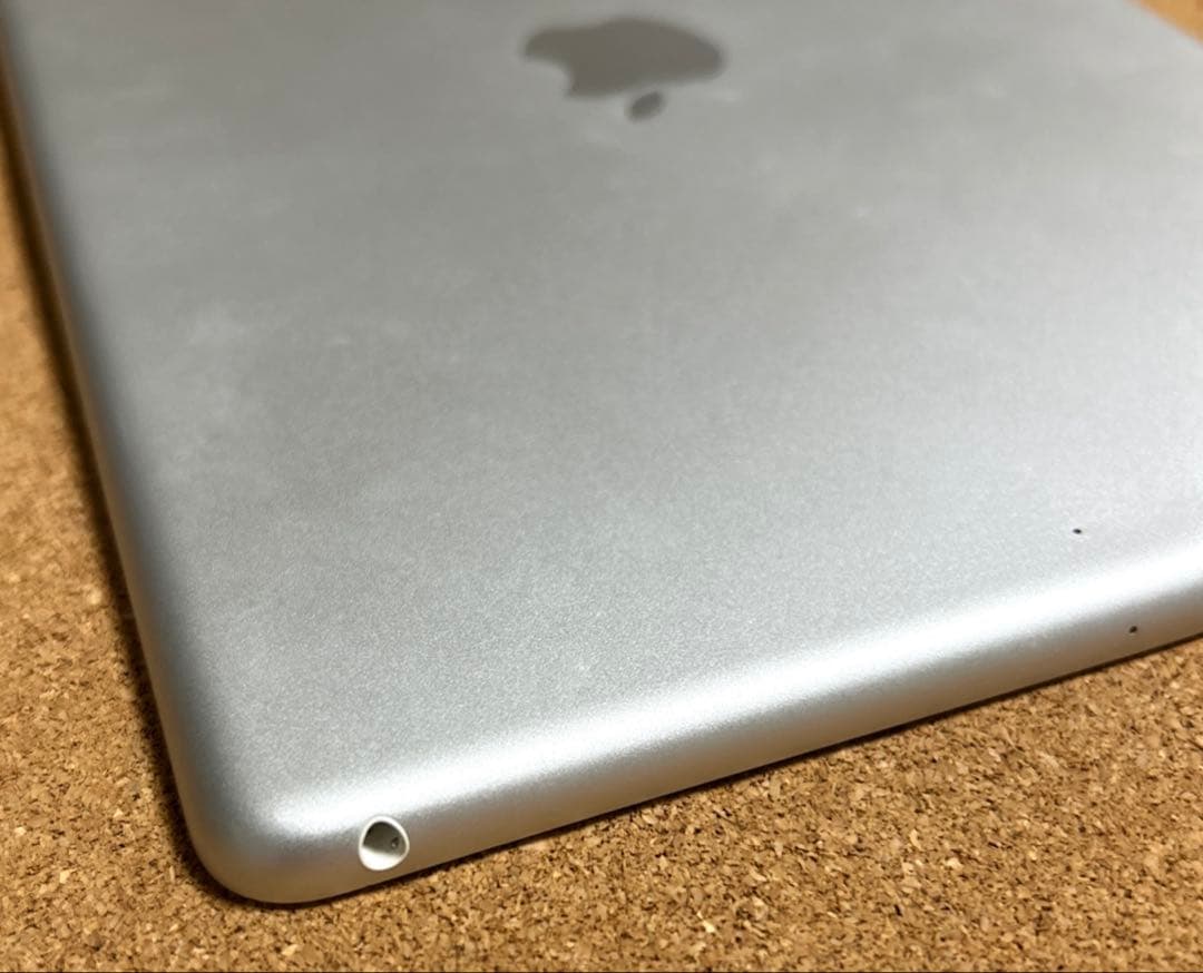 ❗️最新OS❗️iPad9 第9世代 64GB