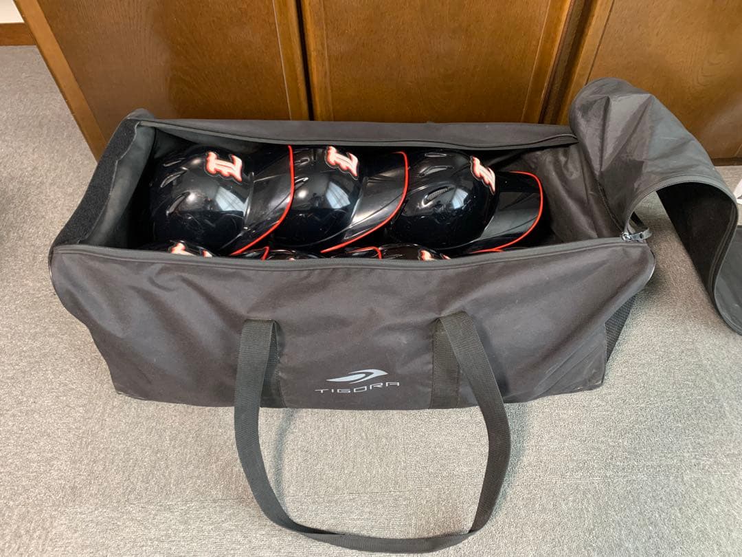 ミズノ軟式用ヘルメット 7個(個別袋付き)・TIGORA用具ケース