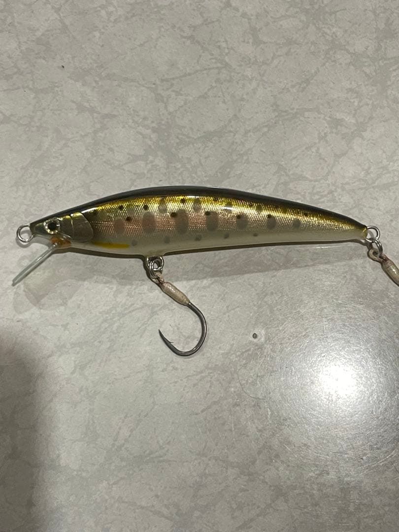 バスデイ　川島オリジナルバルサミノー　サクラマスルアー　サクラマスミノー