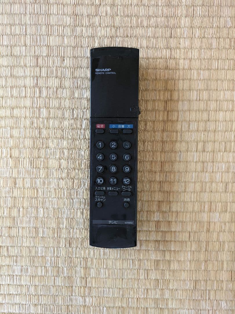 SHARPスーパーファミコン内蔵テレビ　21G-SF1 コントローラー3個付き