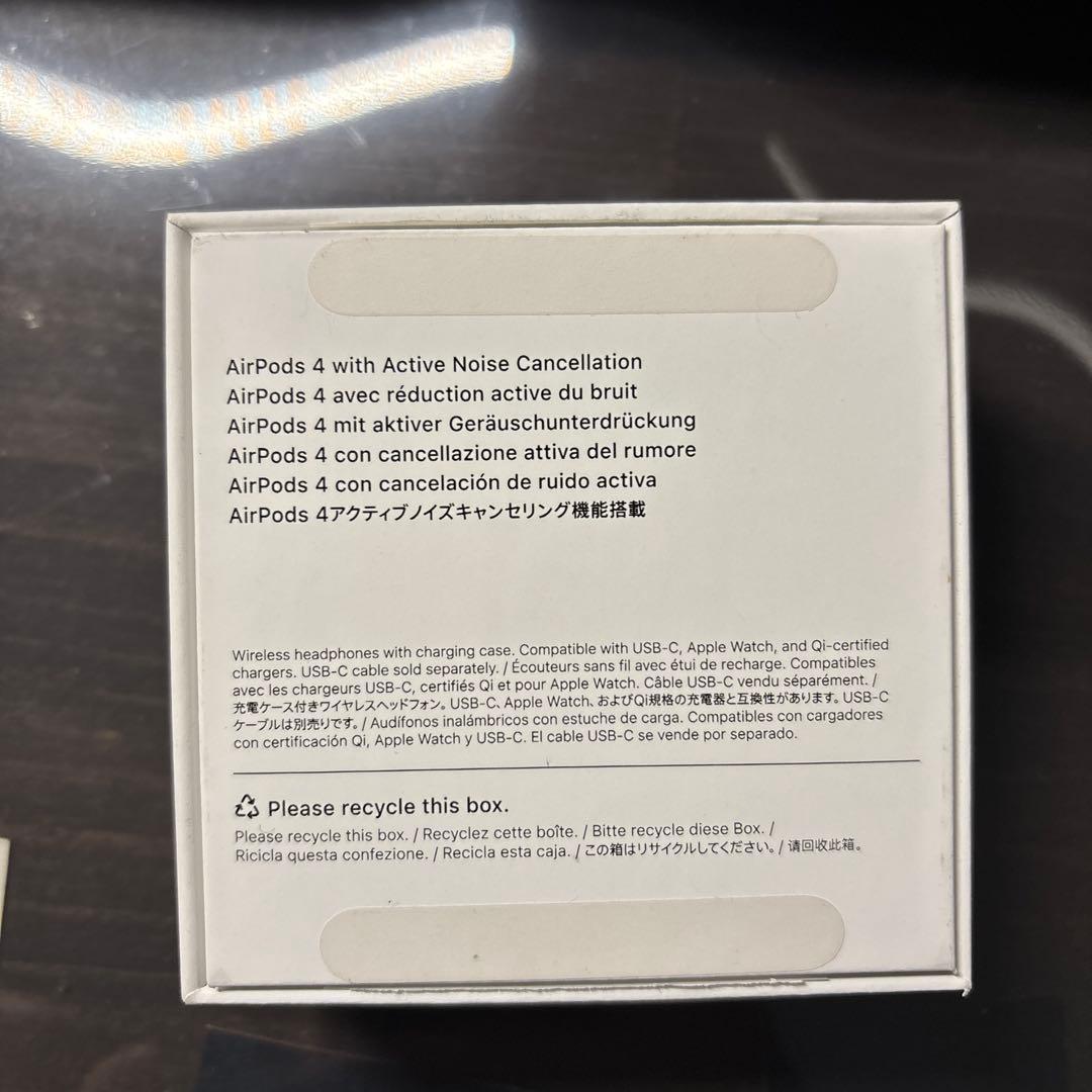 AirPods4アクティブノイズキャンセリング 充電ケース (イヤホン本体なし)