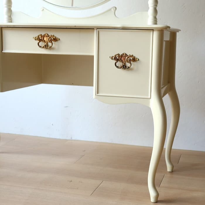 ヴィンテージ シャビーシック ドレッサー ホワイト ピアノ塗装 古家具