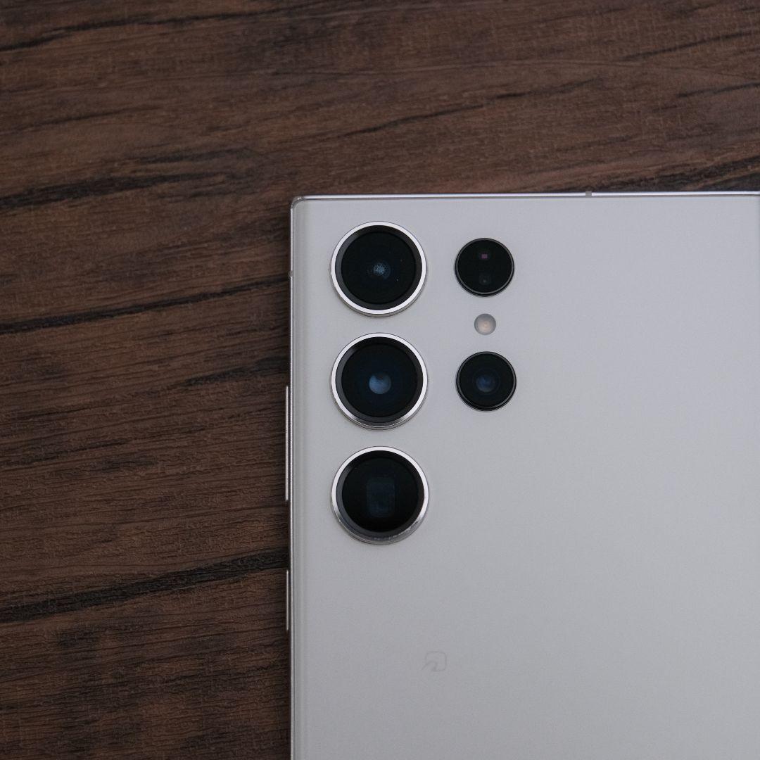 Galaxy S23 Ultra (SCG20) au版 + おまけ付き