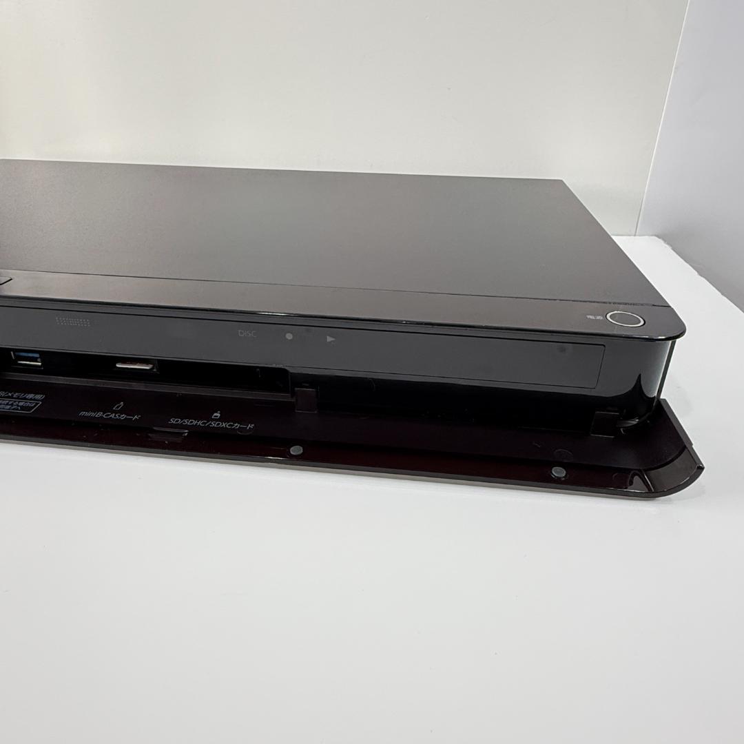 東芝3TB HDD/3チューナー搭載ブルーレイレコーダー DBR-UT309