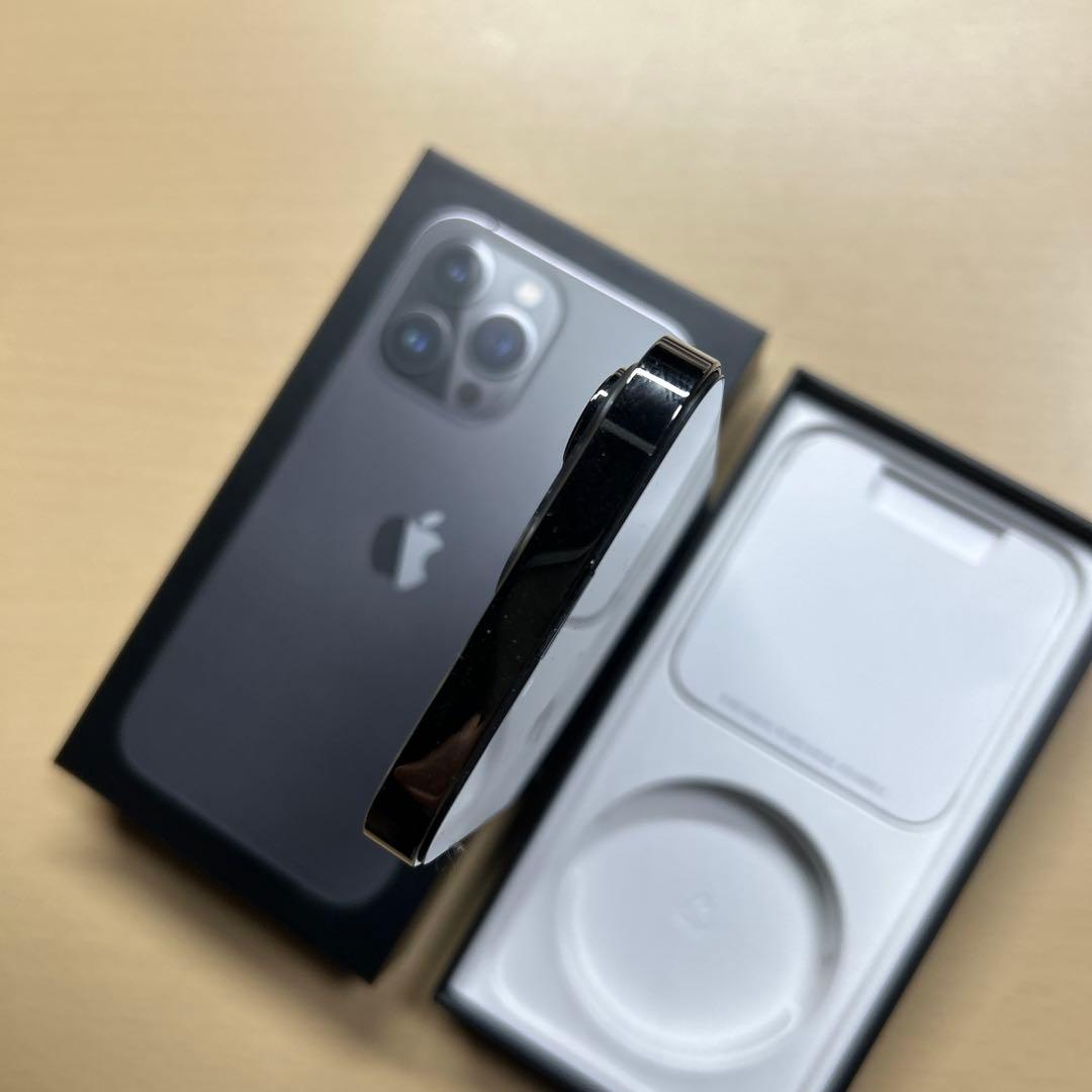 iPhone13 Pro 128GB SIMフリー　割れなし