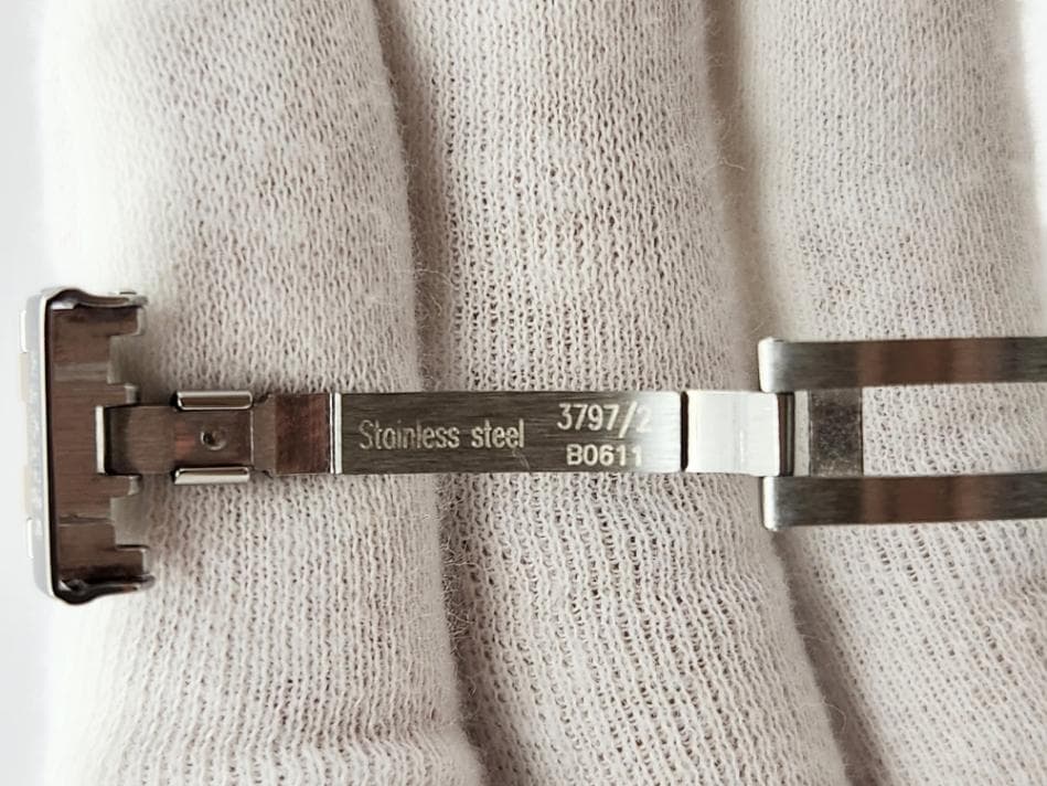 HERMES　CL4.220　エルメス　クリッパー　 Whiteシェル 保証書付