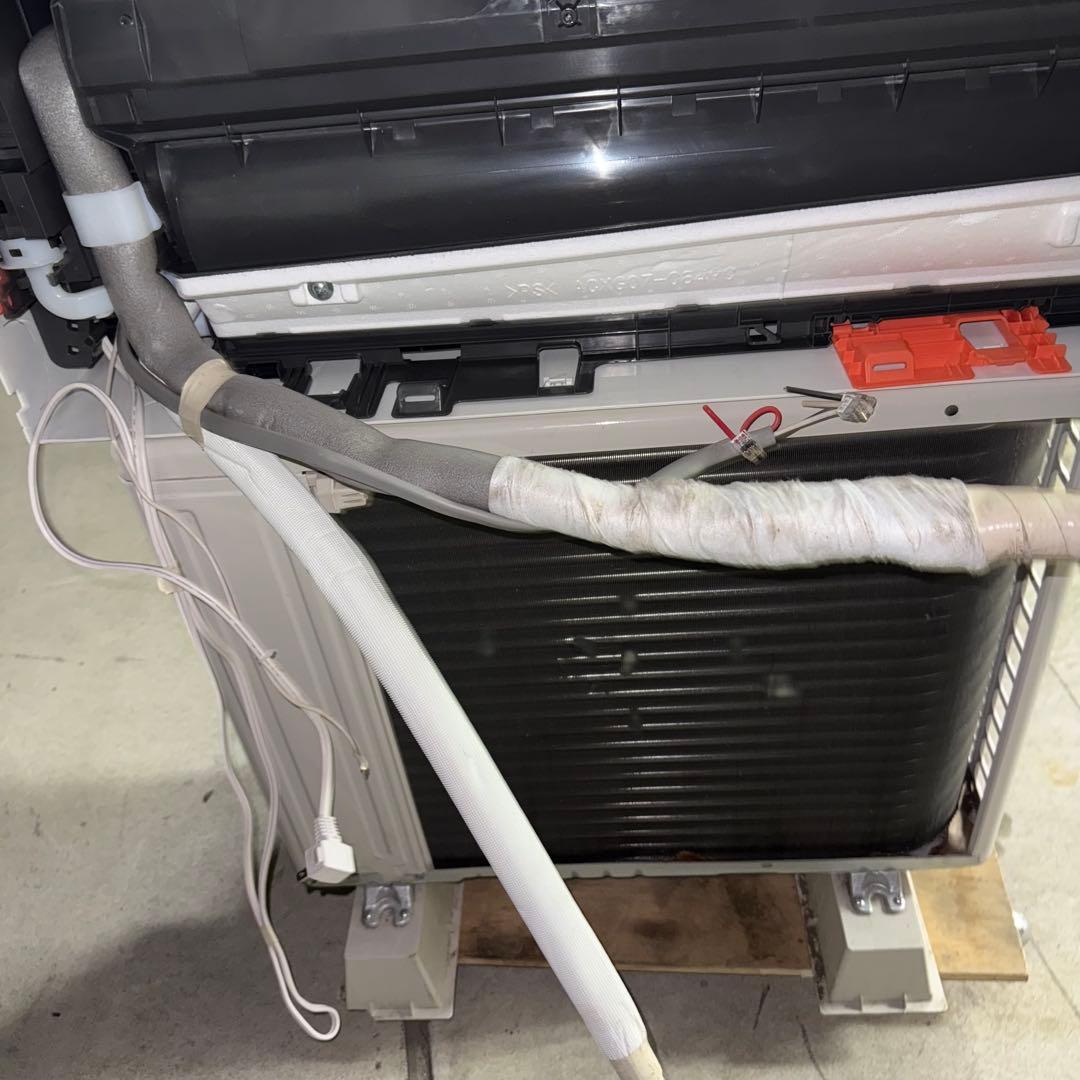 ルームエアコン　Panasonic CS-364DJ-W 2024年製