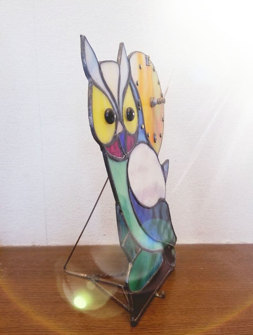 ステンドグラス　ふくろうモチーフの置時計