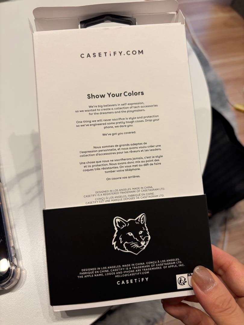 iPhone17限定ver. メゾンキツネCASETiFYのケース(グリップ付き