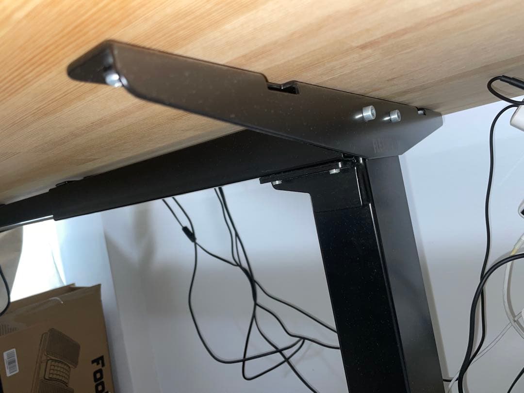 FlexiSpot スタンディングデスク 高さ調整可能