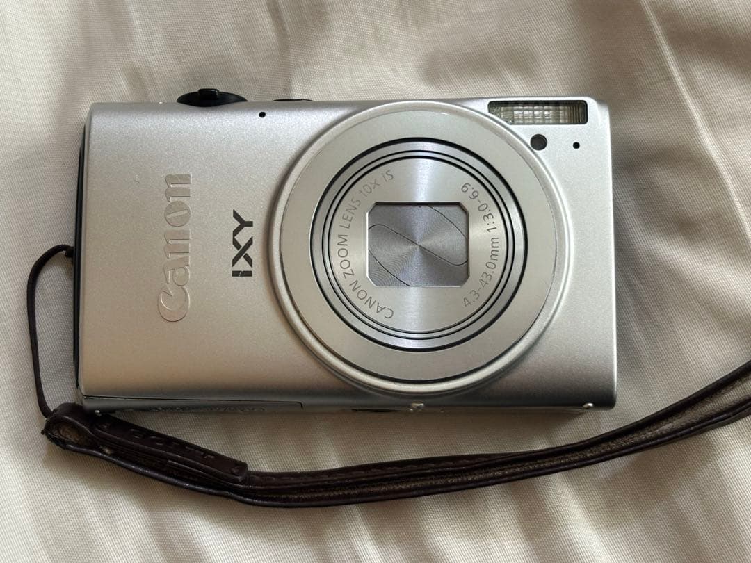 Canon デジタルカメラ IXY 610F 【ジャンク】