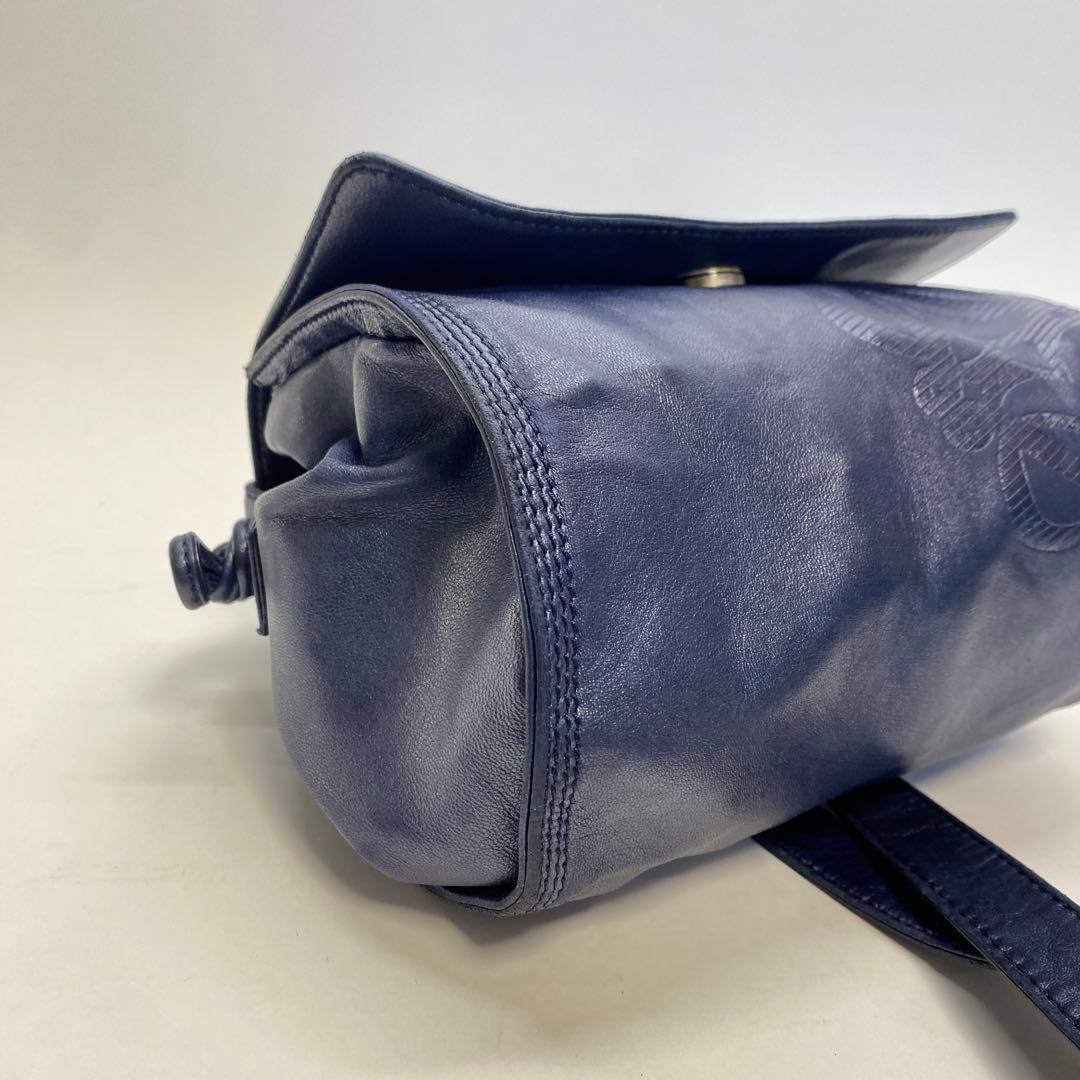 ロエベ ネイビー ナッパレザーショルダーバッグ アナグラム メタリック