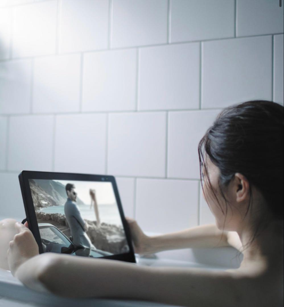 Panasonic ポータブルテレビ UN-15L12H 地上/BS/110度