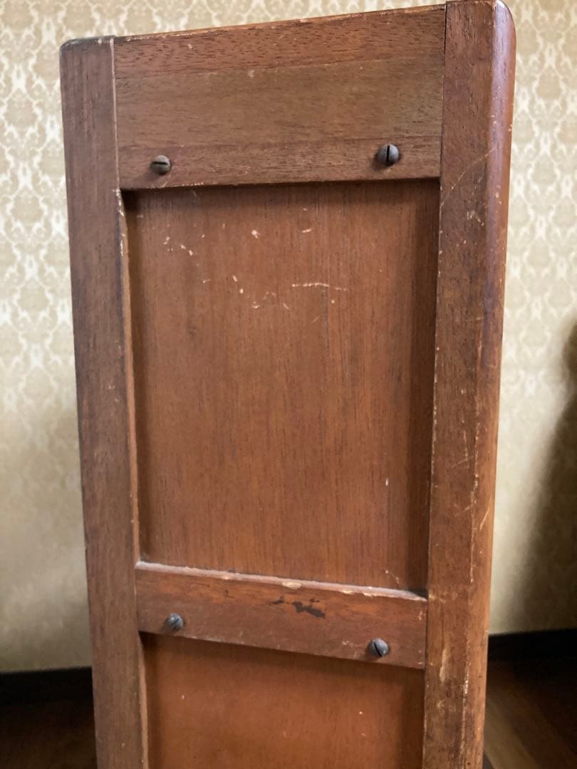 送料込【昭和レトロ アンティーク】本棚 ブックシェルフ 透かし彫り