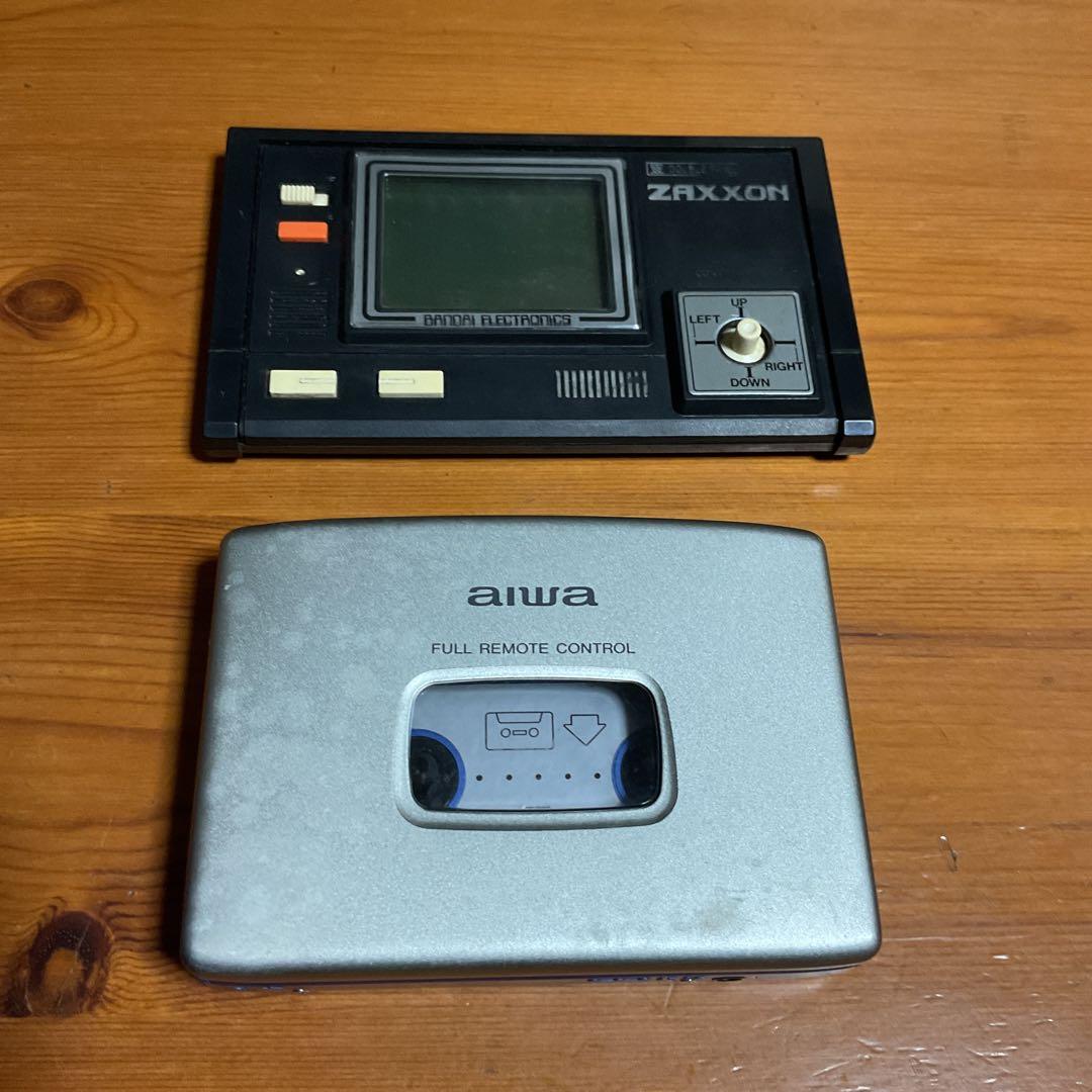 昭和レトロ、ウオークマン 、ラジオ、ゲームジャンク