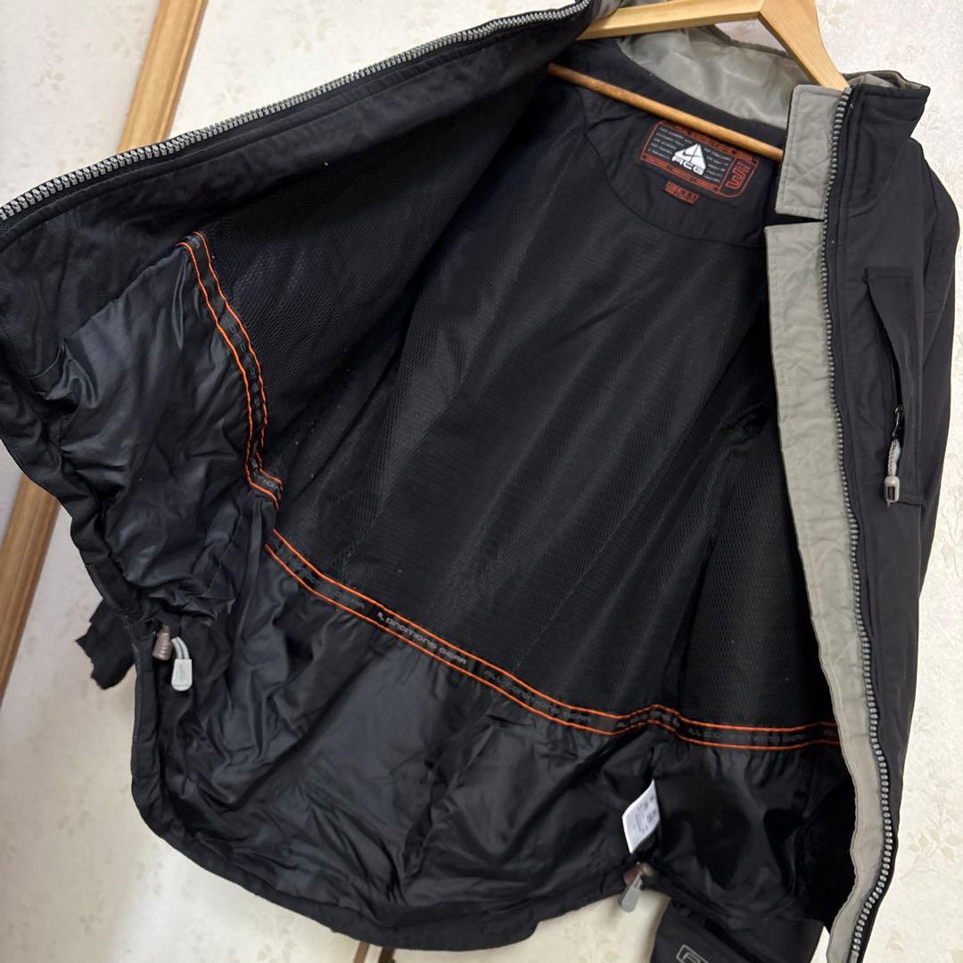 NIKE★ナイキACG ブラックジャケット★スキーウェア、スノーボードウェア★上