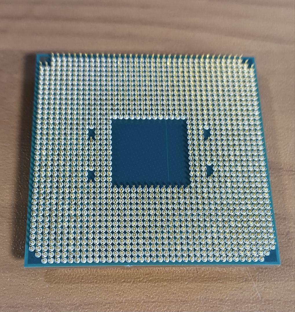 【美品】AMD Ryzen 5 5600X (外箱・リテールクーラーなし)