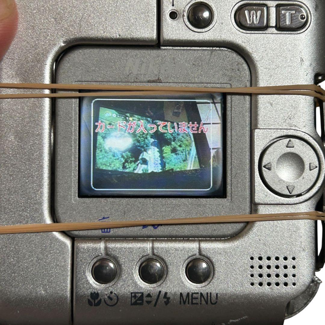 稼働品 人気のオールドコンデジ　Nikon COOLPIX SQ 希少な充電器付