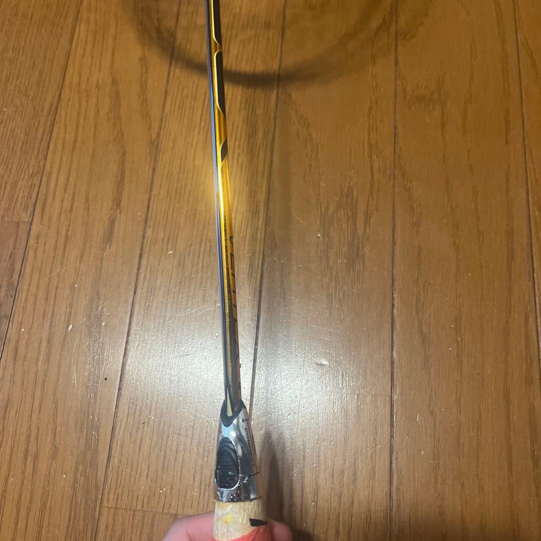 ウィルソン　バドミントンラケット　バーテックス ヨネックス　３U G5