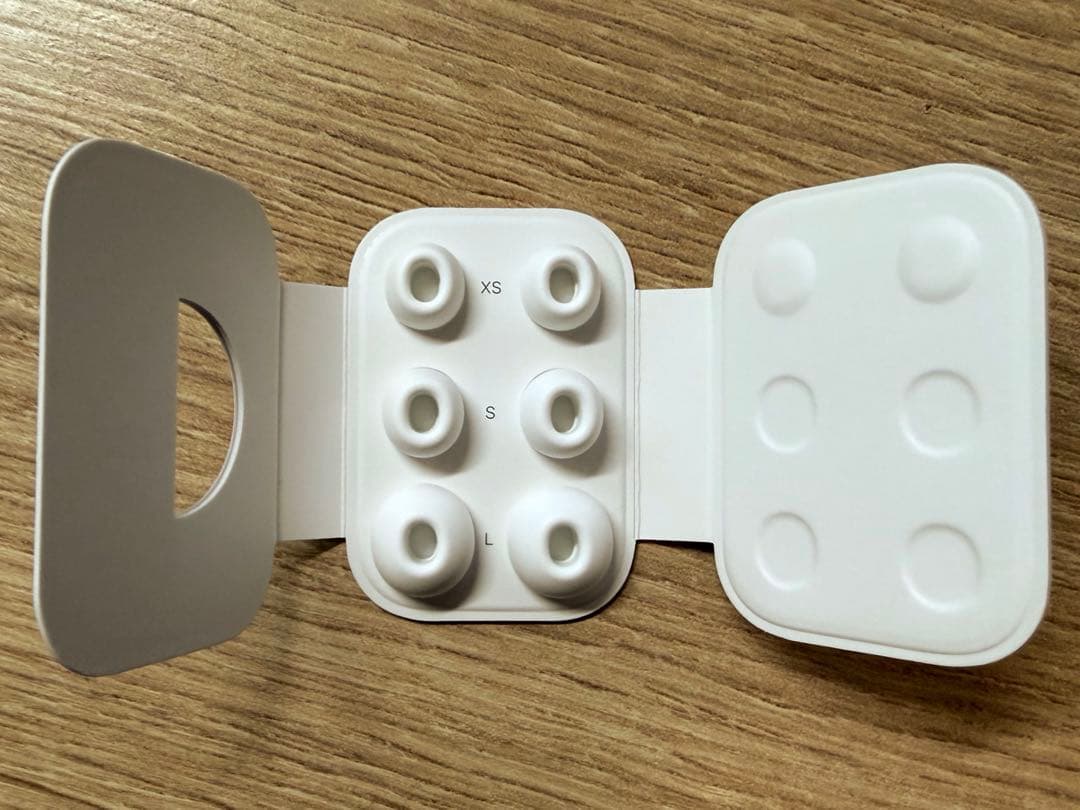 AirPods Pro 第2世代 Lightning 箱付属品付 本体以外未使用