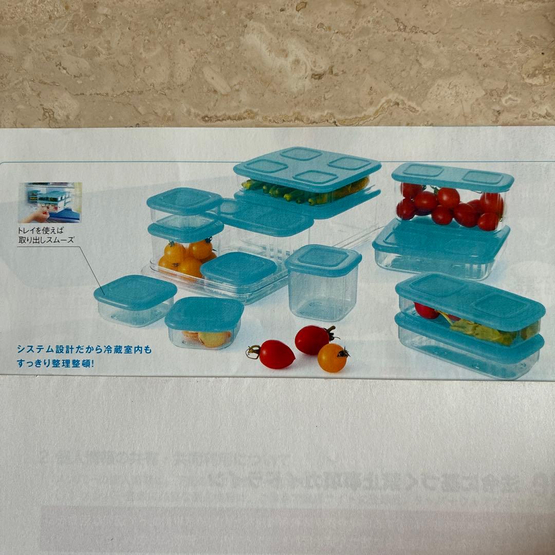 タッパーウェア　新品 クリアメイト12個トレイ付き 水もれ防止構造