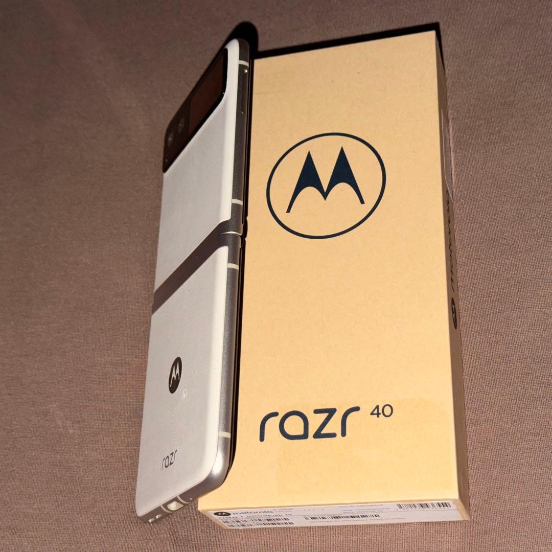 Motorola razr 40 256GB SIMフリー
