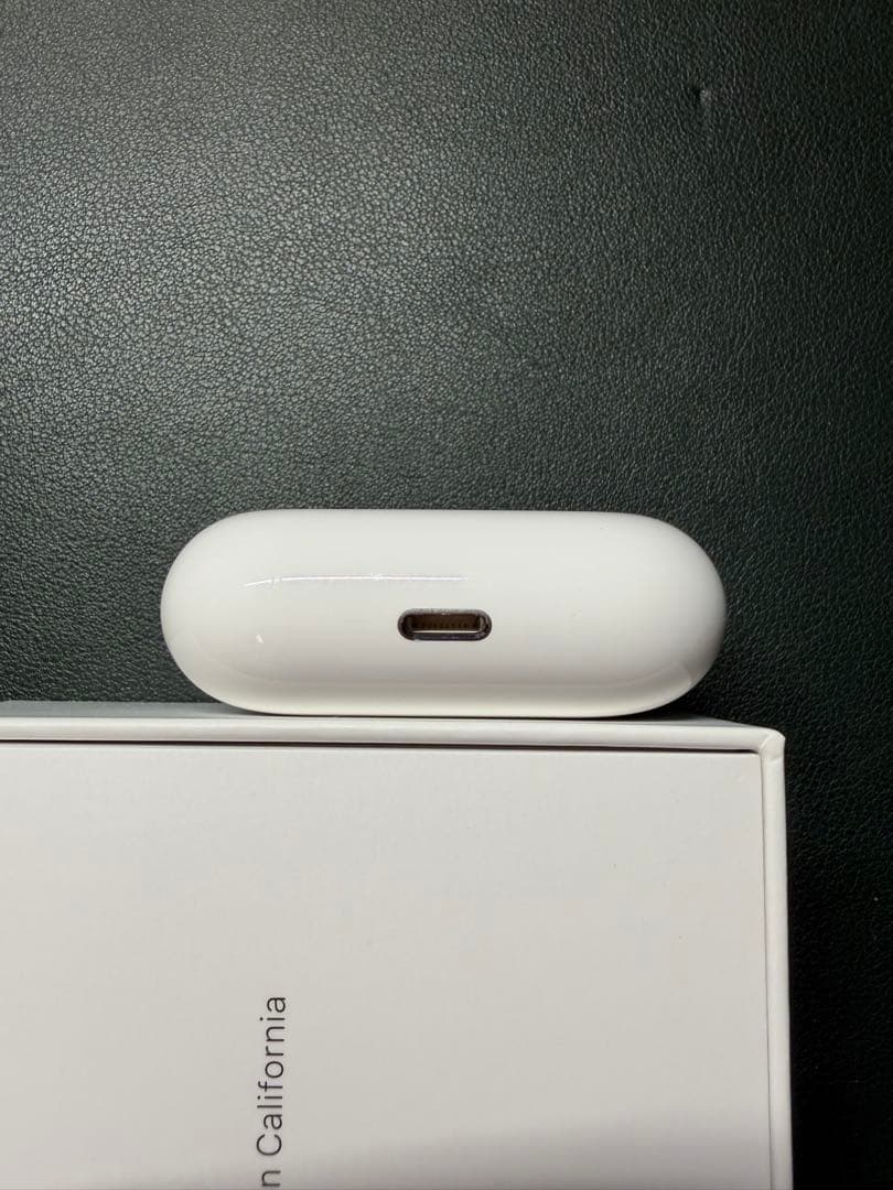 A*U様 AirPods Pro 初代　第一世代