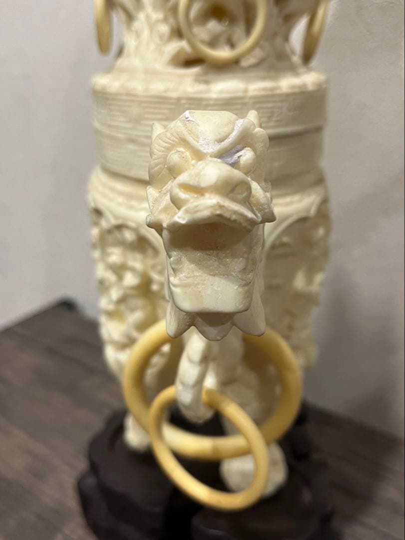 【送料込み】中国骨董　唐木台付き　彫刻　置物　象 大型香炉 手彫工芸品 三鼎型