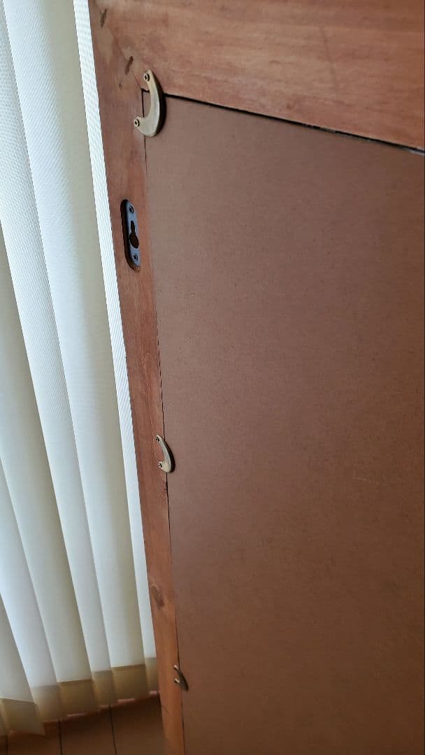 ダークブラウン フレーム付き壁掛け鏡 大きめ