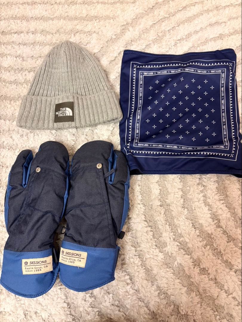 HOLDEN 上下セット スノボウェア ホールデン 小物3点セット