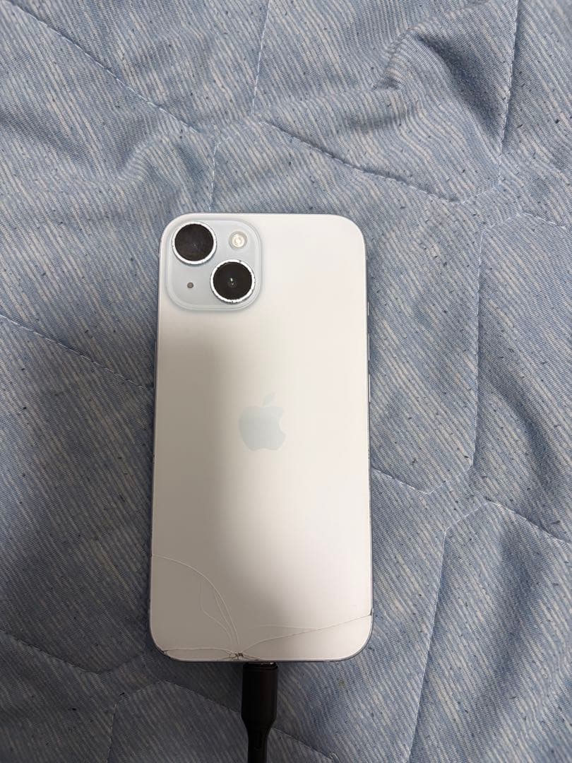 Apple iPhone 15 ホワイト 本体　値下げ◎