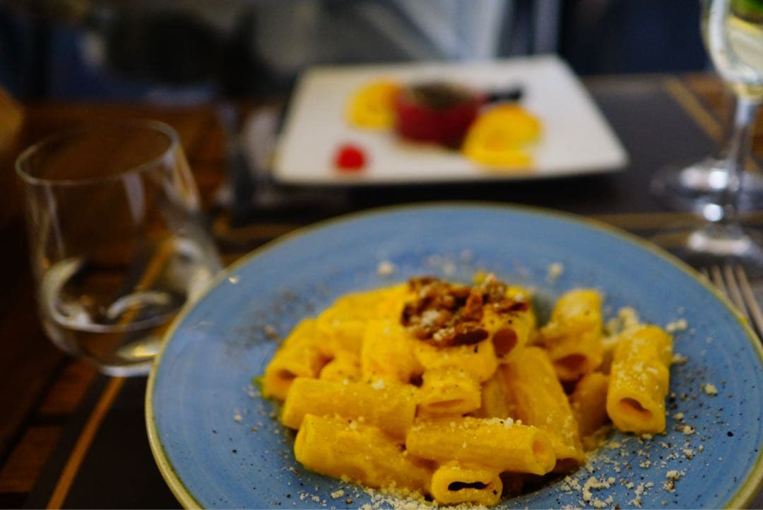 【ミラーレス一眼カメラ 】SONY α6000ダブルズームレンズキット