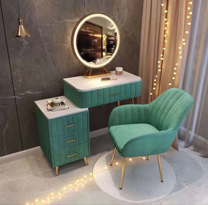 オシャレドレッサー　ベージュ　デスク引き出し1杯LEDミラー　椅子　棚4点セット